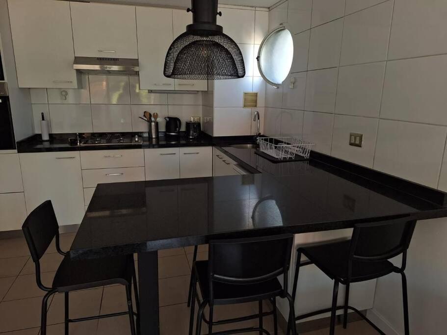 Recien Renovado! Elegancia Y Comodidad En Bellavista Santiago